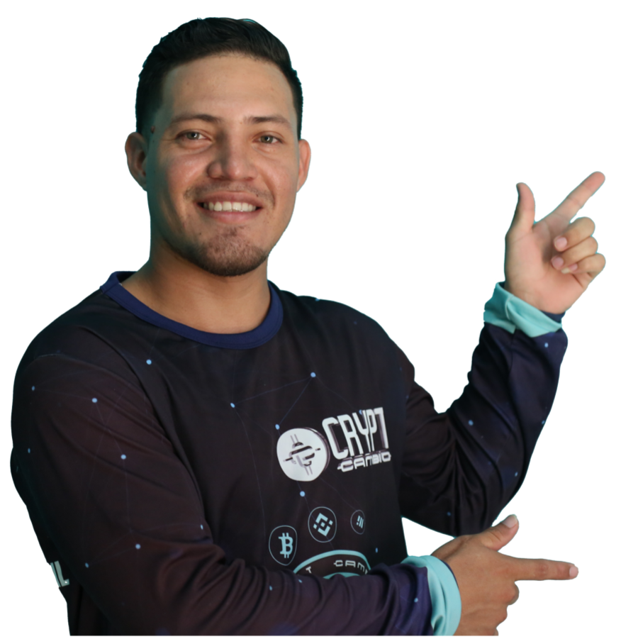 Operador CryptCambio señalando información